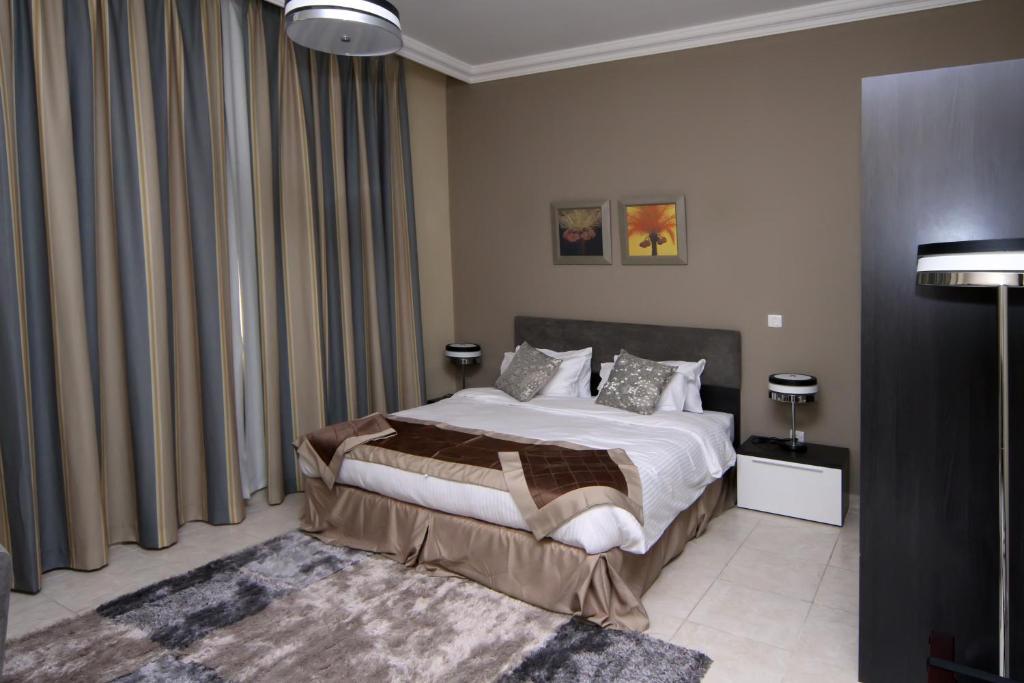 Magnum Hotel&Suites West Bay Doha Zimmer foto